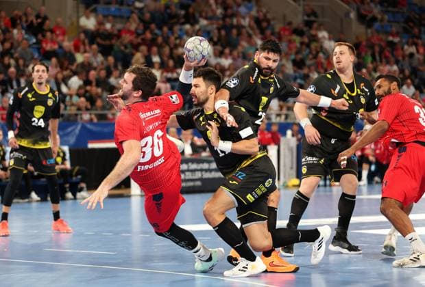 21 09 2025, Germany, Bietigheim, Handball 2 Bundesliga, SG BBM Bietigheim vs HSC 2000 Coburg, Jonathan Fischer BBM