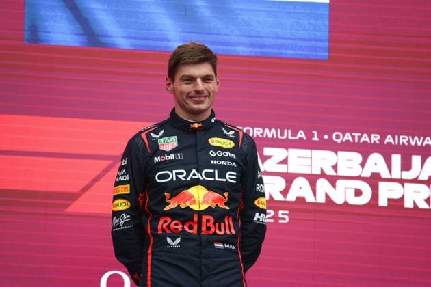 F1 - AZERBAIJAN GRAND PRIX 2025 podium VERSTAPPEN Max (ned), Red Bull Racing RB21, portrait during the 2025 Formula 1 Qatar Airways Azerbaijan Grand Prix, 17th round of the 2025 FIA Formula One World Championship, WM, Weltmeisterschaft from September 19 to 21, 2025 on the Baku City Circuit, in Baku, Azerbaijan - BakuAzerbaijan  Copyright: xANTONINxVINCENTx