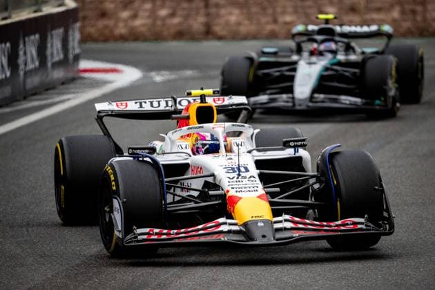 F1 - AZERBAIJAN GRAND PRIX 2025 30 LAWSON Liam (nzl), Visa Cash App RB F1 Team VCARB02, action during the 2025 Formula 1 Qatar Airways Azerbaijan Grand Prix, 17th round of the 2025 FIA Formula One World Championship, WM, Weltmeisterschaft from September 19 to 21, 2025 on the Baku City Circuit, in Baku, Azerbaijan - BakuAzerbaijan  Copyright: xALBERTOxVIMERCATIx