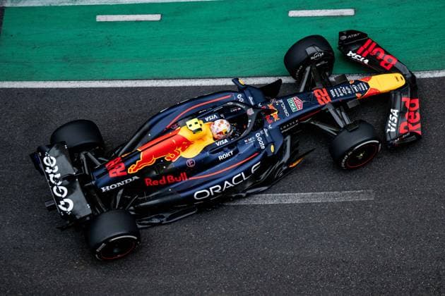 F1 - AZERBAIJAN GRAND PRIX 2025 22 TSUNODA Yuki (jap), Red Bull Racing RB21, action during the 2025 Formula 1 Qatar Airways Azerbaijan Grand Prix, 17th round of the 2025 FIA Formula One World Championship, WM, Weltmeisterschaft from September 19 to 21, 2025 on the Baku City Circuit, in Baku, Azerbaijan - BakuAzerbaijan  Copyright: xALBERTOxVIMERCATIx