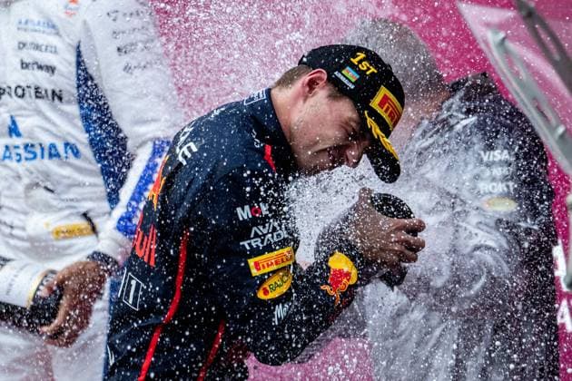 F1 - AZERBAIJAN GRAND PRIX 2025 VERSTAPPEN Max (ned), Red Bull Racing RB21, portrait PODIUM during the 2025 Formula 1 Qatar Airways Azerbaijan Grand Prix, 17th round of the 2025 FIA Formula One World Championship, WM, Weltmeisterschaft from September 19 to 21, 2025 on the Baku City Circuit, in Baku, Azerbaijan - BakuAzerbaijan  Copyright: xALBERTOxVIMERCATIx