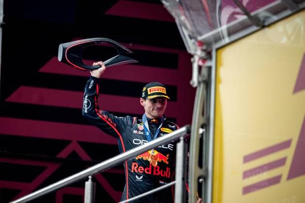 F1 - AZERBAIJAN GRAND PRIX 2025 VERSTAPPEN Max (ned), Red Bull Racing RB21, portrait PODIUM during the 2025 Formula 1 Qatar Airways Azerbaijan Grand Prix, 17th round of the 2025 FIA Formula One World Championship, WM, Weltmeisterschaft from September 19 to 21, 2025 on the Baku City Circuit, in Baku, Azerbaijan - BakuAzerbaijan  Copyright: xALBERTOxVIMERCATIx