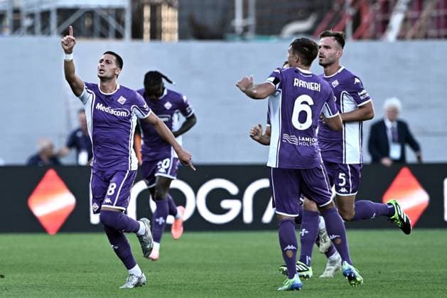 Mp Firenze 21 09 2025 - campionato di calcio serie A Fiorentina-Como foto Matteo Papini Image nella foto: esultanza gol Rolando Mandragora 