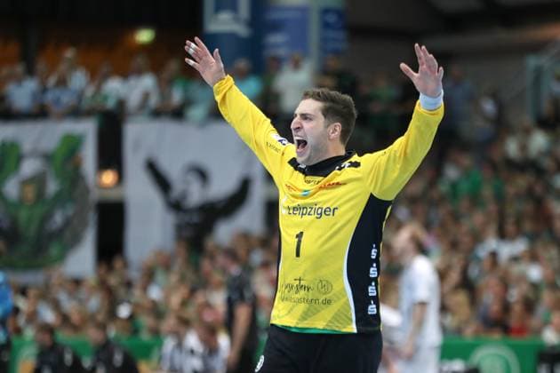 Handball DAIKIN HBL SC DHfK Leipzig vs THW Kiel 21 09 2025 Goalkeeper Domenico Ebner 1, SC DHfK Leipzig cheers emotions Handball, DAIKIN HBL, 1 Bundesliga, Season 2025 2026, Matchday 5 SC DHfK Leipzig vs THW Kiel on 21 09 2025 at the Quarterback Immobilien Arena Leipzig Copyright: xBEAUTIFULxSPORTS JanxKaeferx