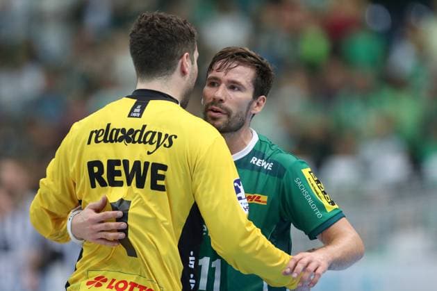 21 09 2025, xtgx, Handball Daikin HBL, SC DHfK Leipzig THW Kiel emspor, v l Domenico Ebner Leipzig, 1 , Lukas Binder Leipzig, 11 Leipzig