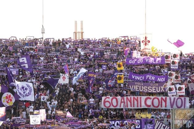 Supporter of Fiorentina during the Serie A soccer match between Fiorentina and Como at the Artemio Franchi Stadium in Florence, north Italy - Sunday, September 21, 2025 -  Copyright: xMassimoxPaolone LaPressex
