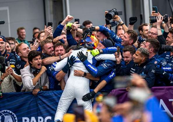 FORMULE 1 : Course Grand Prix Azerbaidjan 2025 - 21 09 2025 55 Carlos Sainz (ESP) Atlassian Williams Racing (GBR) FW47 Mercedes, third in the 2025 Formula 1 Azerbaijan Grand Prix, round 17 of the 2025 Formula 1 World Championship, WM, Weltmeisterschaft which will take place from 19 to 21 September 2025 at the Baku circuit, in Azerbaijan (AZ)  Copyright: xIANxBUNDEYx xMPSxAGENCYx x