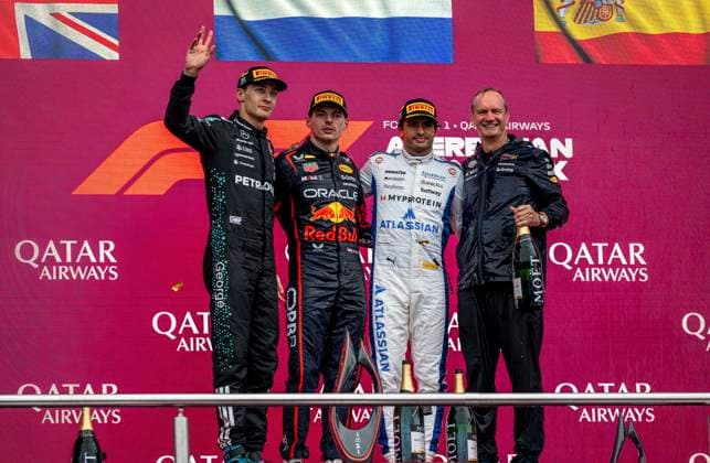 FORMULE 1 : Course Grand Prix Azerbaidjan 2025 - 21 09 2025 Podium of the 2025 Formula 1 Azerbaijan Grand Prix, round 17 of the 2025 Formula 1 World Championship, WM, Weltmeisterschaft which will take place from 19 to 21 September 2025 at the Baku circuit in Azerbaijan (AZ) First : 1 Max Verstappen (NLD) Oracle Red Bull Racing (AUT) Red Bull RB21 Honda RBPT Second : 63 George Russell (GBR) Mercedes AMG Petronas (DEU) Mercedes-AMG W16 E Mercedes Third : 55 Carlos Sainz (ESP) Atlassian Williams Racing (GBR) FW47 Mercedes  Copyright: xIANxBUNDEYx xMPSxAGENCYx x