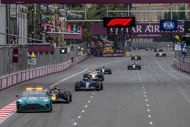 FORMULE 1 : Course Grand Prix Azerbaidjan 2025 - 21 09 2025 Safety Car, during the 2025 Formula 1 Azerbaijan Grand Prix, round 17 of the 2025 Formula 1 World Championship, WM, Weltmeisterschaft which takes place from September 19th to 21st 2025 at the Baku City Circuit, Azerbaijan (AZ)  Copyright: xIANxBUNDEYx xMPSxAGENCYx x