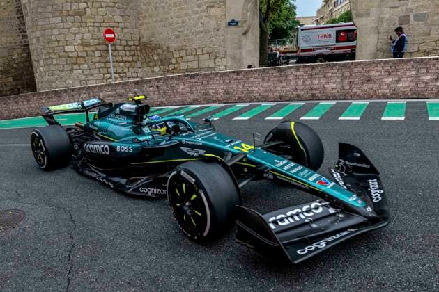 FORMULE 1 : Course Grand Prix Azerbaidjan 2025 - 21 09 2025 14 Fernando Alonso (ESP) Aston Martin Racing (GBR) Aston Martin AMR25 Mercedes, during the 2025 Formula 1 Azerbaijan Grand Prix, round 17 of the 2025 Formula 1 World Championship, WM, Weltmeisterschaft which takes place from September 19th to 21st 2025 at the Baku City Circuit, Azerbaijan (AZ)  Copyright: xIANxBUNDEYx xMPSxAGENCYx x