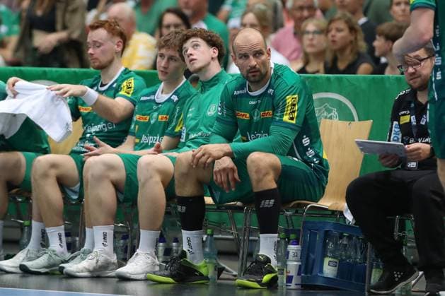 21 09 2025, xtgx, Handball Daikin HBL, SC DHfK Leipzig THW Kiel emspor, v l Thomas Oehlrich Leipzig, 10 disappointed, looks disappointed, disappointed Leipzig