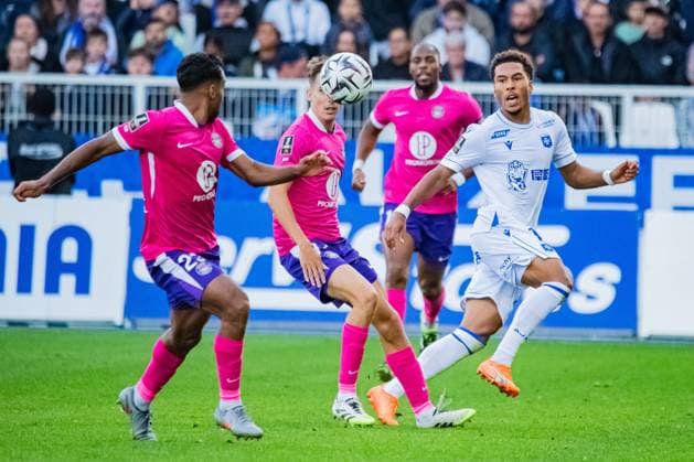 FOOTBALL : AJ Auxerre vs Toulouse FC - Ligue 1 - JournÃ e 5 - 21 09 2025 Danny Namaso (AJ Auxerre) AuxerreFrance  Copyright: xBaptistexAutissierx