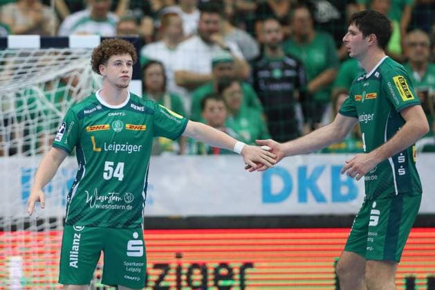 21 09 2025, xtgx, Handball Daikin HBL, SC DHfK Leipzig THW Kiel emspor, v l Jeron Busch Leipzig, 54 , Marko Mamic Leipzig, 14 Leipzig