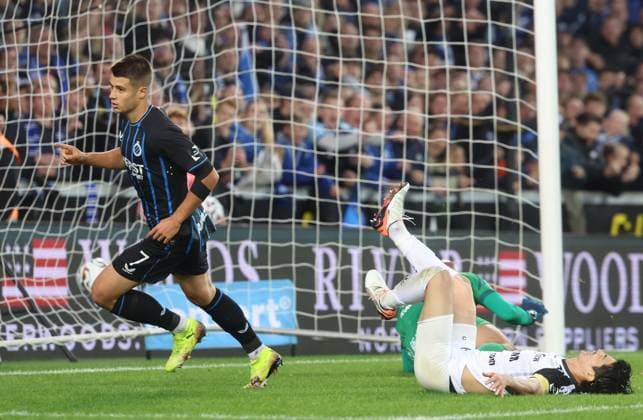 Club s Nicolo Tresoldi celebrates after scoring during a soccer match between Club Brugge and Sint-Truidense VV, Sunday 21 September 2025 in Brugge, on day 8 of the 2025-2026 Jupiler Pro League first division of the Belgian championship. VIRGINIExLEFOUR  x134931434x