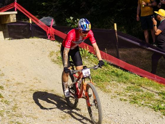 Man Lenzerheide UCI Mountain Bike World Series- XCO Race Simon Andreassen of the Orbea Fox Factory Team participates in the Man Lenzerheide UCI Mountain Bike World Series - XCO race in Lenzerheide, Switzerland, on September 21, 2025. Lenzerheide Switzerland  Copyright: xFabioxAvernax originalFilename:averna-manlenze250921_npbbN.jpg