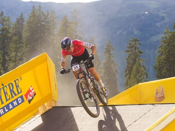 Man Lenzerheide UCI Mountain Bike World Series- XCO Race ALBIN Vital THOMUS MAXON participates in the Man Lenzerheide UCI Mountain Bike World Series - XCO race at Lenzerheide Downhill in Lenzerheide, on September 21, 2025. Lenzerheide Switzerland  Copyright: xFabioxAvernax originalFilename:averna-manlenze250921_npiOD.jpg