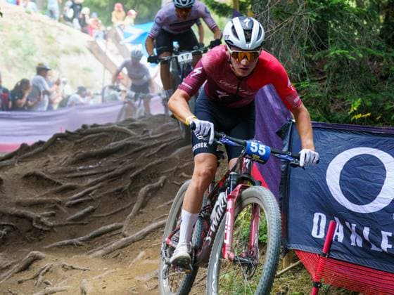 Man Lenzerheide UCI Mountain Bike World Series- XCO Race Adrien Boichis of Specialized Factory Racing competes during the Men s Lenzerheide UCI Mountain Bike World Series - XCO race at Lenzerheide Downhill in Lenzerheide, on September 21, 2025. Lenzerheide Switzerland  Copyright: xFabioxAvernax originalFilename:averna-manlenze250921_npafP.jpg