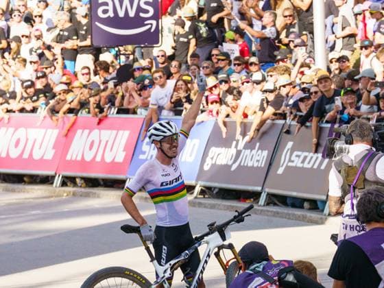 Man Lenzerheide UCI Mountain Bike World Series- XCO Race Hatherly Alan (Giant Factory Off-Road Team - XC) participates in the Man Lenzerheide UCI Mountain Bike World Series - XCO race at Lenzerheide Downhill in Lenzerheide, on September 21, 2025. Lenzerheide Switzerland  Copyright: xFabioxAvernax originalFilename:averna-manlenze250921_npVVu.jpg