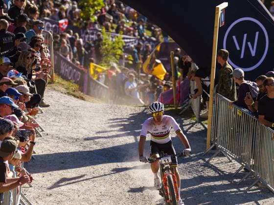 Man Lenzerheide UCI Mountain Bike World Series- XCO Race Hatherly Alan (Giant Factory Off-Road Team - XC) participates in the Man Lenzerheide UCI Mountain Bike World Series - XCO race at Lenzerheide Downhill in Lenzerheide, on September 21, 2025. Lenzerheide Switzerland  Copyright: xFabioxAvernax originalFilename:averna-manlenze250921_npZes.jpg