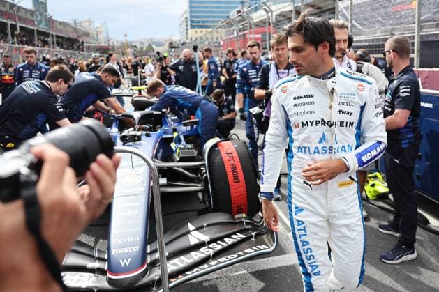 F1 Grand Prix Of Azerbaijan 2025 Carlos Sainz of Williams ahead of the Formula 1 Grand Prix of Azerbaijan at Baku City Circuit in Baku, Azerbaijan on September 21, 2025. Baku Azerbaijan  Copyright: xJakubxPorzyckix originalFilename:porzycki-f1grandp250921_npVZl.jpg