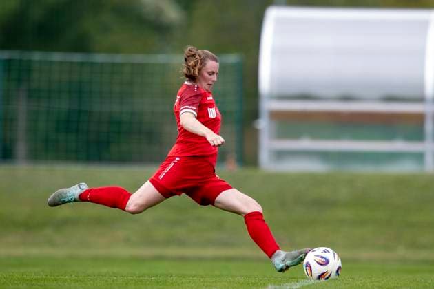 Regionalliga Nordost Frauen 1 FFV Erfurt vs 1 FC Union Berlin II 21 09 2025 Katja Groll 14 1 FFV Erfurt Regionalliga Nordost Frauen 1 FFV Erfurt vs 1 FC Union Berlin II Sportforum Johannesplatz Erfurt 21 09 2025 Copyright: xBEAUTIFULxSPORTS Duehringx