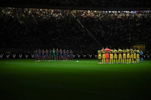 CALCIO - Serie A - Inter - FC Internazionale vs US Sassuolo Lineup of FC Inter and Sassuolo FC after the Italian Serie A football match between Inter FC Internazionale and Sassuolo FC on 21 of September 2025 at Giuseppe Meazza San Siro Siro stadium in Milan, Italy. Photo Tiziano Ballabio Milan Italy  Copyright: xIPAxSport ABACAx