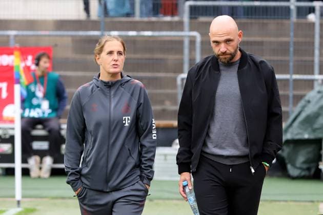 21 09 2025, xsscx, women soccer, 1 FC Koeln VfL Wolfsburg, 1 Fußball Bundesliga, 3 Spieltag, Franz Kremer Stadion, Saison 2025 2026 Britta Carlson Cheftrainerin 1 FC Koeln und Stephan Lerch Chefftrainer VfL Wolfsburg DFB regulations prohibit any use of photographs as image sequences and or quasi video Nordrhein Westfalen Germany Nordrhein Westfalen Germany
