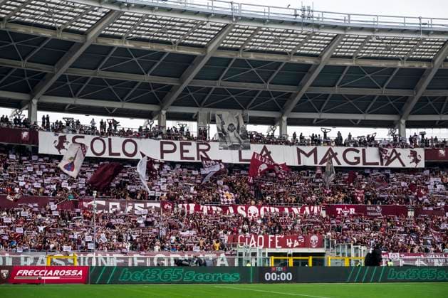 Torino FC v Atalanta BC - Serie A Fans of Torino FC in sector Curva Maratona protest against Urbano Cairo, chairman of Torino FC, prior to the Serie A football match between Torino FC and Atalanta BC. Turin Italy Copyright: xNicolòxCampox
