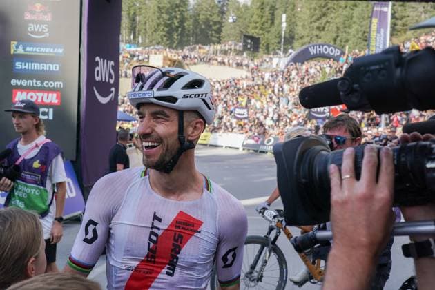 Nino Schurter Ends His Career And Says Goodbye To The XCO World Cup Nino Schurter ends his career and says goodbye to the XCO World Cup during the Man Lenzerheide UCI Mountain Bike World Series - XCO race in Lenzerheide, on September 21, 2025. Lenzerheide Switzerland  Copyright: xFabioxAvernax originalFilename:averna-manlenze250921_np3P1.jpg