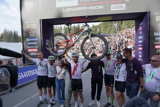 Nino Schurter Ends His Career And Says Goodbye To The XCO World Cup Nino Schurter ends his career and says goodbye to the XCO World Cup during the Man Lenzerheide UCI Mountain Bike World Series - XCO race in Lenzerheide, on September 21, 2025. Lenzerheide Switzerland  Copyright: xFabioxAvernax originalFilename:averna-manlenze250921_npNMI.jpg