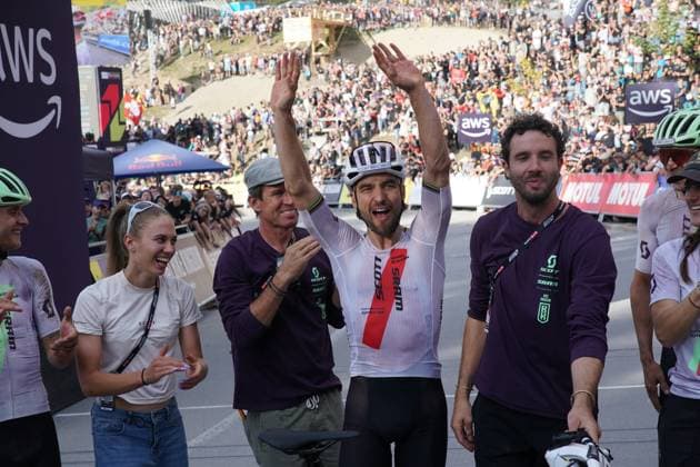 Nino Schurter Ends His Career And Says Goodbye To The XCO World Cup Nino Schurter ends his career and says goodbye to the XCO World Cup during the Man Lenzerheide UCI Mountain Bike World Series - XCO race in Lenzerheide, on September 21, 2025. Lenzerheide Switzerland  Copyright: xFabioxAvernax originalFilename:averna-manlenze250921_np4ti.jpg