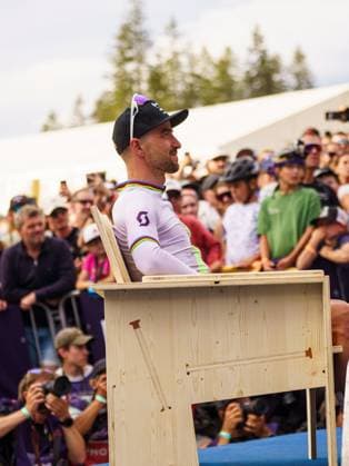 Nino Schurter Ends His Career And Says Goodbye To The XCO World Cup Nino Schurter ends his career and says goodbye to the XCO World Cup during the Man Lenzerheide UCI Mountain Bike World Series - XCO race in Lenzerheide, on September 21, 2025. Lenzerheide Switzerland  Copyright: xFabioxAvernax originalFilename:averna-manlenze250921_npN6L.jpg