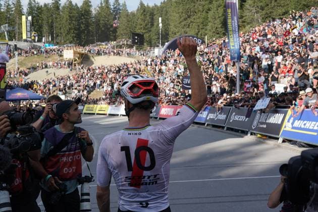 Nino Schurter Ends His Career And Says Goodbye To The XCO World Cup Nino Schurter ends his career and says goodbye to the XCO World Cup during the Man Lenzerheide UCI Mountain Bike World Series - XCO race in Lenzerheide, on September 21, 2025. Lenzerheide Switzerland  Copyright: xFabioxAvernax originalFilename:averna-manlenze250921_nptV4.jpg