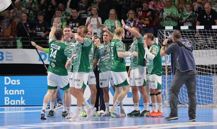 Füchse team cheers after the end of the match Joy Emotion Cheers Sport Handball HBL Bundesliga Men 5 Matchday Season 2025 2026 21 09 2025 Füchse Berlin vs MT Melsungen