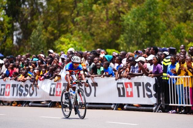 2025 UCI Road World Championships Picture by Zac Williams SWpix.com - 22 09 2025 - Cycling - 2025 UCI Road World Championships - BK Arena to Kigali Convention Centre, Kigali, Rwanda - Women Under-23 Individual Time Trial (ITT) - Mandisiwa Fakudze (Eswatini) Copyright: x xSWpix.comx(t axPhotographyxHubxLtd)xZacxWilliams SWpix.comx SWP-3030-5444