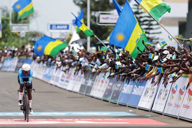 2025 UCI Road World Championships Picture by Alex Whitehead SWpix.com - 22 09 2025 - Cycling - 2025 UCI Road World Championships - BK Arena to Kigali Convention Centre, Kigali, Rwanda - Women Under-23 Individual Time Trial (ITT) - Claudette Nyirarukundo (Rwanda) Copyright: x xSWpix.comx(t axPhotographyxHubxLtd)xAlexxWhitehead SWpix.comx SWP-3030-5448