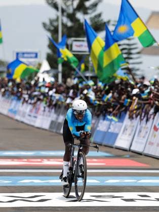 2025 UCI Road World Championships Picture by Alex Whitehead SWpix.com - 22 09 2025 - Cycling - 2025 UCI Road World Championships - BK Arena to Kigali Convention Centre, Kigali, Rwanda - Women Under-23 Individual Time Trial (ITT) - Claudette Nyirarukundo (Rwanda) Copyright: x xSWpix.comx(t axPhotographyxHubxLtd)xAlexxWhitehead SWpix.comx SWP-3030-5449