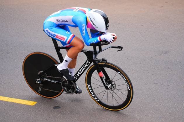 2025 UCI Road World Championships Picture by Zac Williams SWpix.com - 22 09 2025 - Cycling - 2025 UCI Road World Championships - BK Arena to Kigali Convention Centre, Kigali, Rwanda - Women Under-23 Individual Time Trial (ITT) - Julia Kopecky (Czech Republic) Copyright: x xSWpix.comx(t axPhotographyxHubxLtd)xZacxWilliams SWpix.comx SWP-3030-5571
