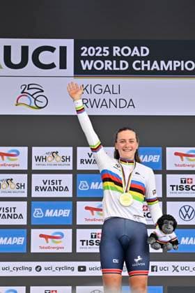 UCI 2025 Road World Championship, WM, Weltmeisterschaft Kigali 22 09 2025 KIGALI, RWANDA - SEPTEMBER 22 : Backstedt Zoe (GBR) during the Women U23 Individual Time Trial of the UCI Road World Championships 2025 92nd edition an UCI World Championships cycling race of 22.6 km with start in Kigali and finish in Kigali on September 22, 2025 in Kigali, Rwanda, 22 09 2025 Kigali Rwanda  Copyright: xJanxDexMeuleneirx