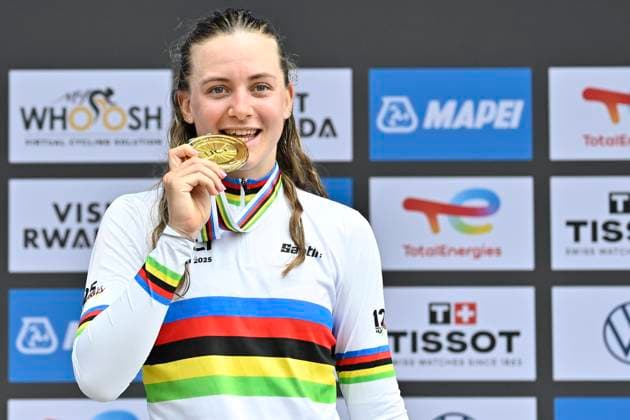 UCI 2025 Road World Championship, WM, Weltmeisterschaft Kigali 22 09 2025 KIGALI, RWANDA - SEPTEMBER 22 : Backstedt Zoe (GBR) during the Women U23 Individual Time Trial of the UCI Road World Championships 2025 92nd edition an UCI World Championships cycling race of 22.6 km with start in Kigali and finish in Kigali on September 22, 2025 in Kigali, Rwanda, 22 09 2025 Kigali Rwanda  Copyright: xJanxDexMeuleneirx