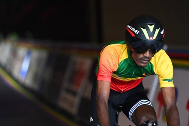 2025 UCI Road World Championships Picture by Simon Wilkinson SWpix.com - 22 09 2025 - Cycling - 2025 UCI Road World Championships - BK Arena to Kigali Convention Centre, Kigali, Rwanda - Men Under-23 Individual Time Trial (ITT) - Tekle Alemayo (Ethiopia) Copyright: x xSWpix.comx(t axPhotographyxHubxLtd)xSimonxWilkinson SWpix.comx SWP-3030-5628