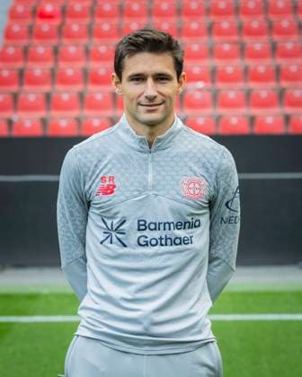 Co coach Sergi Runge Bayer Leverkusen 1 BL Portrait date 2025 2026