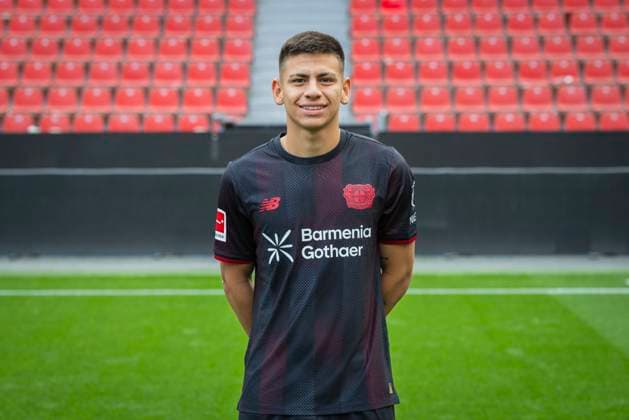Claudio Echeverri Bayer Leverkusen Bayer Leverkusen 1 BL Portrait date 2025 2026