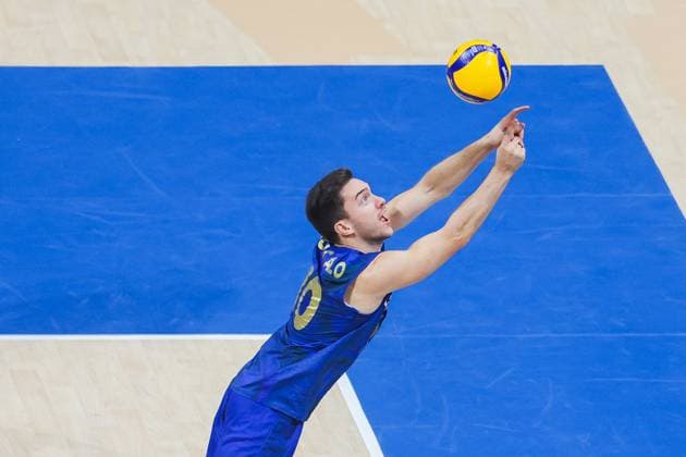 (250922) -- PASAY CITY, Sept. 22, 2025 -- Goncalo Cruz Sousa of Portugal competes during the round of 16 match between Bulgaria and Portugal at the FIVB Men s World Championship, WM, Weltmeisterschaft 2025 in Pasay City, the Philippines, on Sept. 22, 2025. ) (SP)PHILIPPINES-PASAY CITY-VOLLEYBALL-FIVB MEN S WORLD CHAMPIONSHIP 2025-BUL VS POR ROUELLExUMALI 