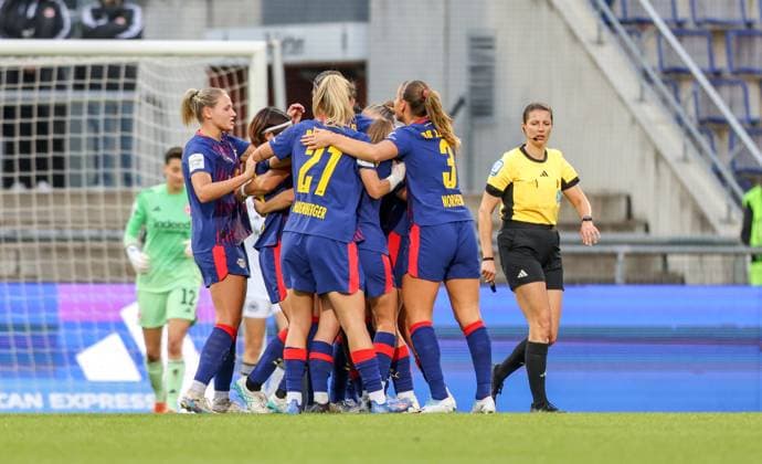 DEU, Frankfurt, Eintracht Frankfurt vs RB Leipzig, Google Pixel Frauen Bundesliga DFB, Saison 2526, Stadion am Bretanobad, 3 Spieltag, im Bild Annabel Schasching RB Leipzig 16 erzielt das Tor zum 1 1, Jubel und Freude DFB DFL REGULATIONS PROHIBIT ANY USE OF PHOTOGRAPHS AS IMAGE SEQUENCES AND OR QUASI VIDEO, 22 09 2025, Copyright: HMBxMedia HendrikxHamelau