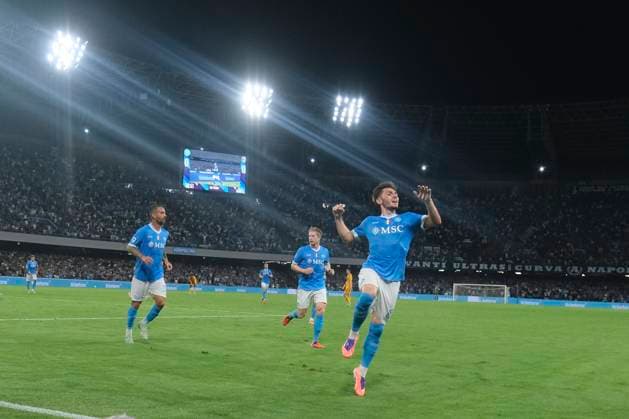Napoli™s Billy Gilmour celebrates after scoring a goal during the Serie A soccer match between Napoli and Pisa at the Diego Armando Maradona Stadium in Naples, southern italy - Monday , September 22 , 2025. - Soccer .  Copyright: xAlessandroxGarofalo LaPressex