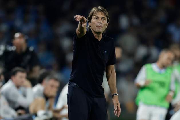 Napoli™s coach Antonio Conte during the Serie A soccer match between Napoli and Pisa at the Diego Armando Maradona Stadium in Naples, southern italy - Monday , September 22 , 2025. - Soccer .  Copyright: xAlessandroxGarofalo LaPressex