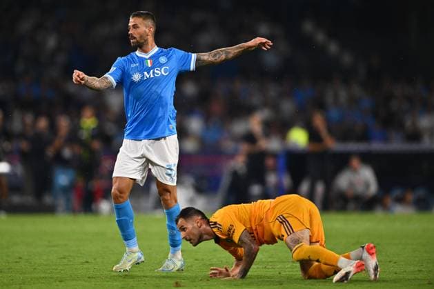 CALCIO - Serie A - SSC Napoli vs Pisa SC Leonardo Spinazzola of S.S.C. Napoli scores the goal for 2-1 during the 4th day of the Serie A Championship between S.S.C. Napoli and A.C. Pisa 1909 at the Diego Armando Maradona Stadium on September 22, 2025 in Naples, Italy. Naples Italy  Copyright: xIPAxSport ABACAx