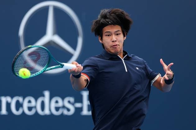 BEIJING, CHINA - SEPTEMBER 23: Zhou Yi of China competes in the Men s Singles Qualifying first round match against David Goffin of Belgium on day 2 of the 2025 China Open at National Tennis Center on September 23, 2025 in Beijing, China.  Copyright: xVCGx 111592707969