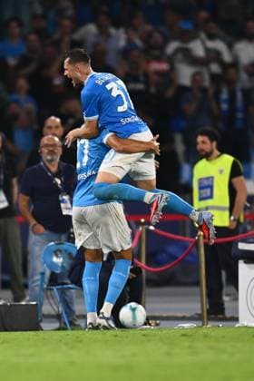 SSC Napoli v Pisa SC - Serie A Lorenzo Lucca of S.S.C. Napoli celebrates after scoring the goal to make it 3-1 during the 4th day of the Serie A Championship between S.S.C. Napoli and A.C. Pisa 1909 at the Diego Armando Maradona Stadium in Naples, Italy, on September 22, 2025. Naples Italy Italy  Copyright: xDomenicoxCippitellix originalFilename:cippitelli-sscnapol250922_npbgR.jpg